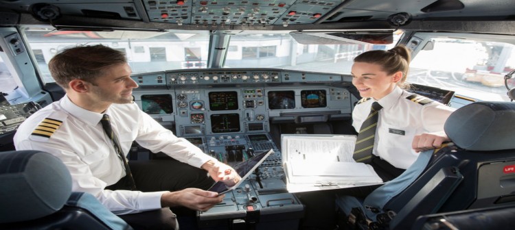 Want to BECOME A COMMERCIAL PILOT? Here is the Answer